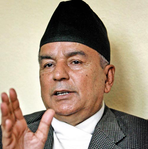 पौडेल पक्राउ घटनाको सर्बत्र निन्दा, माफी माग्न कांग्रेस भ्रातृ संस्थाको माग