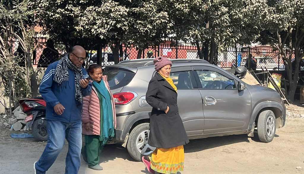 बम्जनलाई भेट्न सीआईबी कार्यालय पुगिन् पूर्वराज्यमन्त्री यशोदा लामा