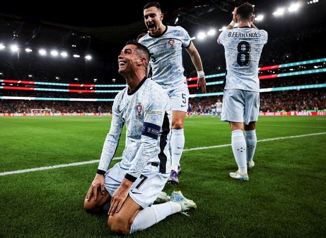 रोनाल्डोले गरे कीर्तिमानी ९००औं गोल