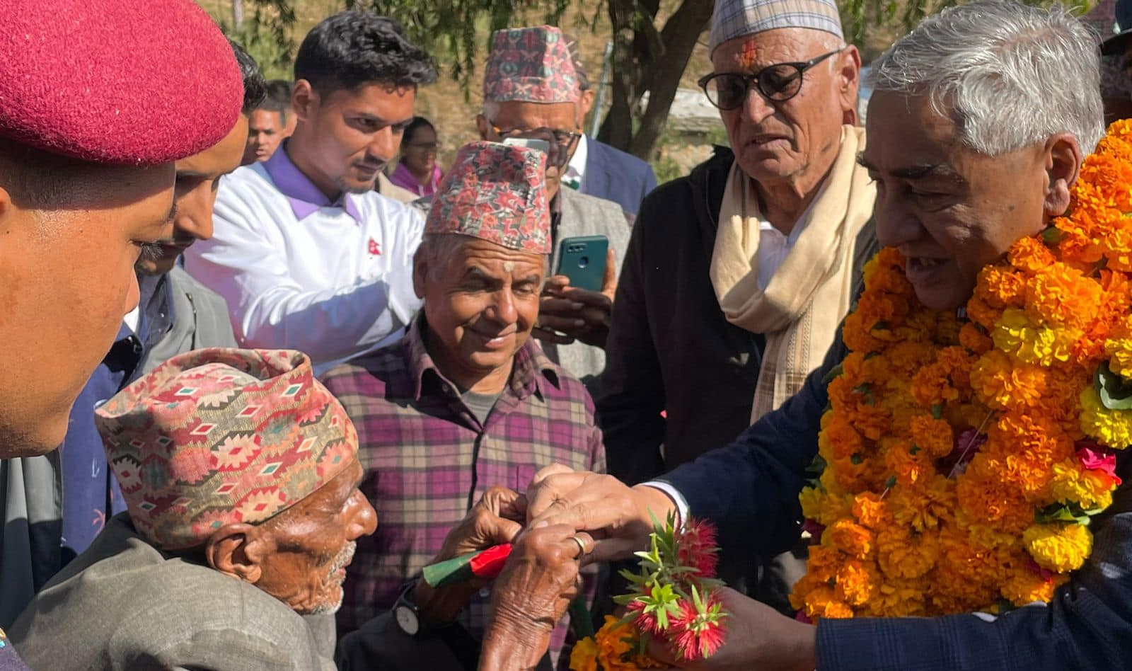 डडेल्धुर आएर देउवाले भने ‘पश्चिम सेती जलविद्युत् आयोजना बन्छ’