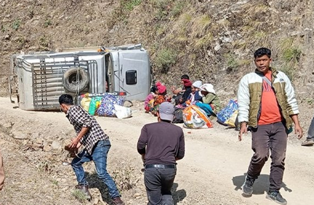 जाजरकोटमा सोमबार एकै दिन भए २ वटा दुर्घटना, २० जना घाइते