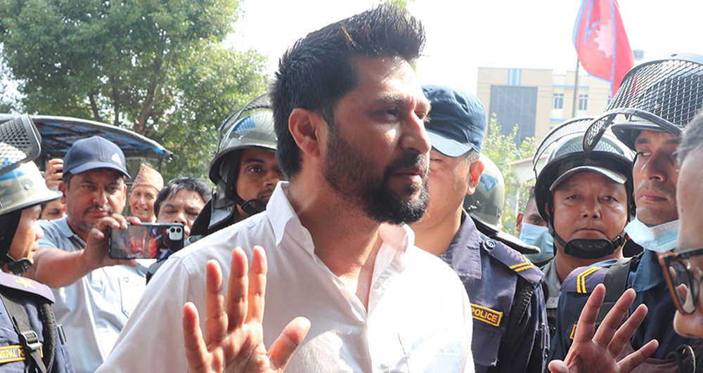 रबीलाई भैरहवाबाट पोखरा ल्याएर स्वास्थ्य जाँच गरियो