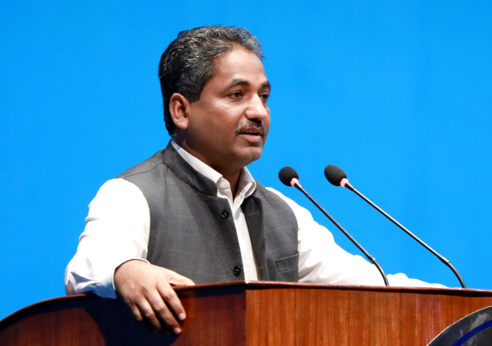 सुकुम्वासीसंग कर र मत लिने तर खानेपाने, बिजुली नदिएर सरकारले मानवताविरोधी अपराध गर्यो : प्रभु साह