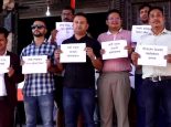 युवामैत्री पार्टी निर्माण गर्न माग गर्दै कांग्रेस मुख्यालयमा युवाहरुको धर्ना