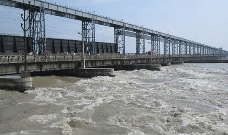 सप्तकोशीमा जलवहाव उच्च : तटीय क्षेत्रमा सतर्क रहन आग्रह