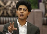 दल घोषणा गर्दै मिराज ढुंगाना