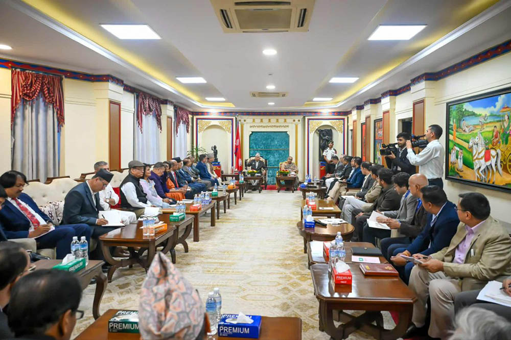संविधान जोगाउन चुनावमा लाग्न दलहरुलाई राष्ट्रपतिको आग्रह