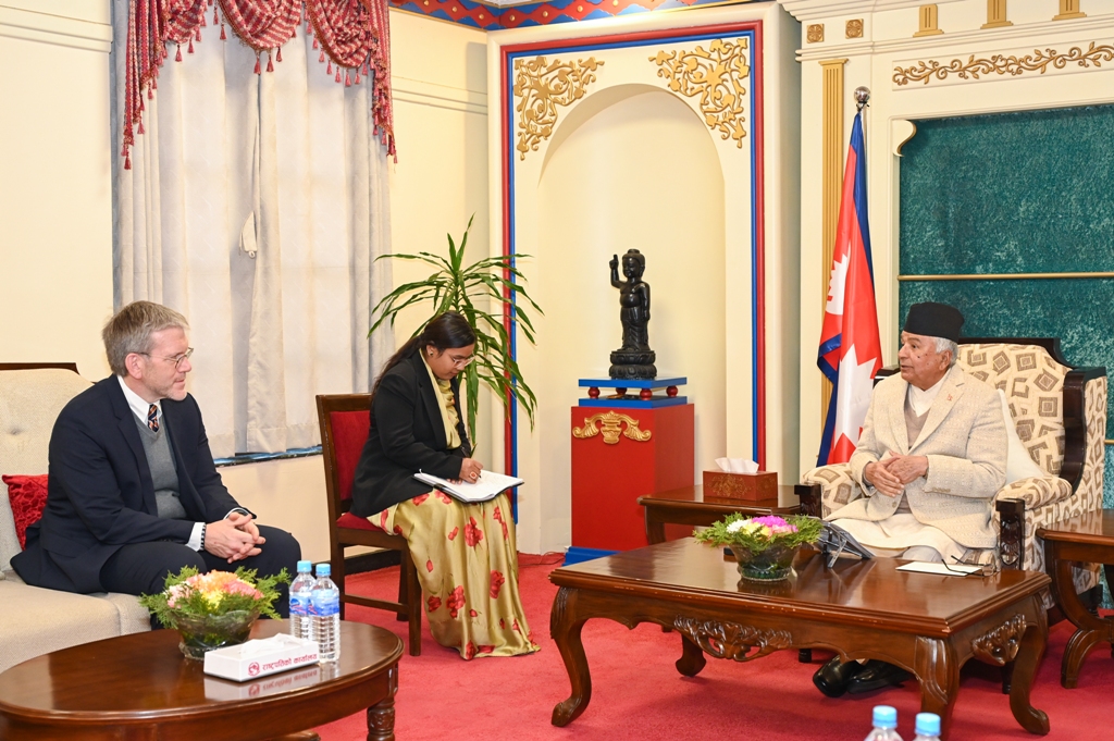 राष्ट्रपतिसँग अमेरिकी राजदूतकाे बिदाइ भेट