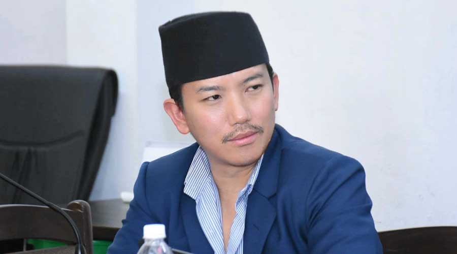 इलामका सुहाङ नेम्वाङले जिल्लाका योजना पूरा गर्न नसकेको भन्दै मतदाताको व्यापक असन्तुष्टि