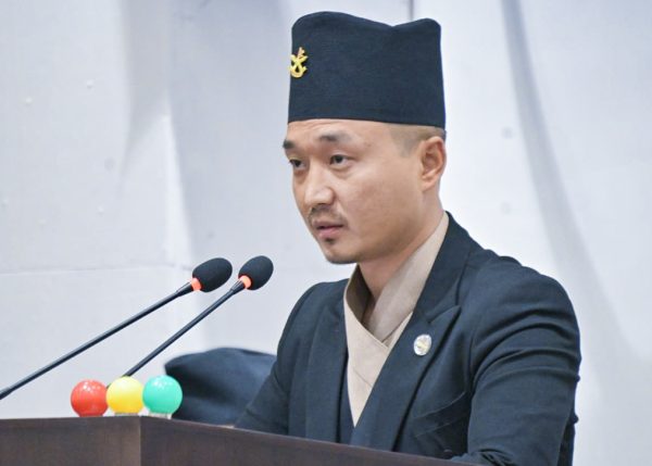 एमालेले माग्यो गृहमन्त्रीको राजीनामा