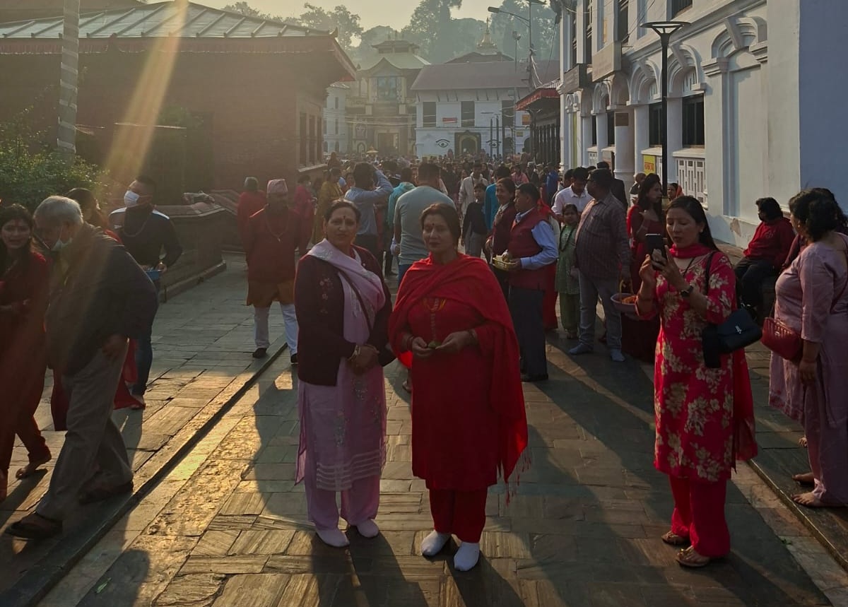 नयाँ वर्षको पहिलो दिन पशुपतिनाथ मन्दिरमा लाखौं भक्तजनले गरे दर्शन