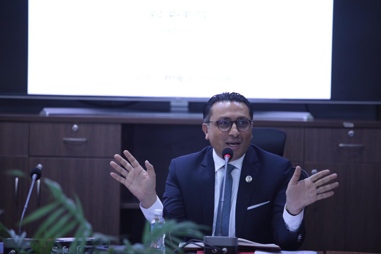 अर्थमन्त्री स्वर्णिम वाग्लेले गरे विषयगत मन्त्री र सचिवहरूसँग बजेट तयारी छलफल