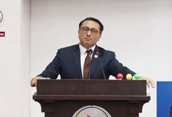 निजी शिक्षामा ३ प्रतिशत कर, १० लाखसम्म आयमा कर छुटको व्यवस्था : अर्थमन्त्री वाग्ले