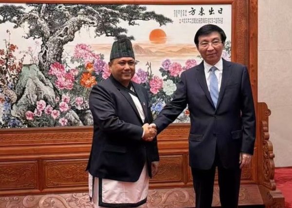परराष्ट्रमन्त्री खनाल र सीपीपीसीसी अध्यक्ष वाङ हुनिङबीच भेटवार्ता