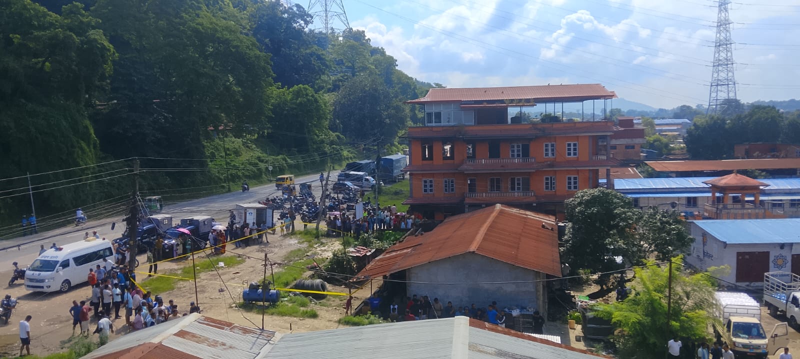 हेटौँडामा रक्ताम्य अवस्थामा पुरुष मृत फेला, सँगै रहेकी महिला फरार
