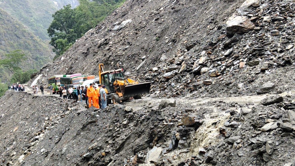 देशभर विभिन्न सात सडकखण्ड अवरुद्ध