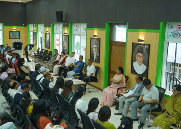 कांग्रेस केन्द्रीय कार्यसमिति बैठकमा उपसभापति शर्मासहित १२ नेताले राखे धारणा