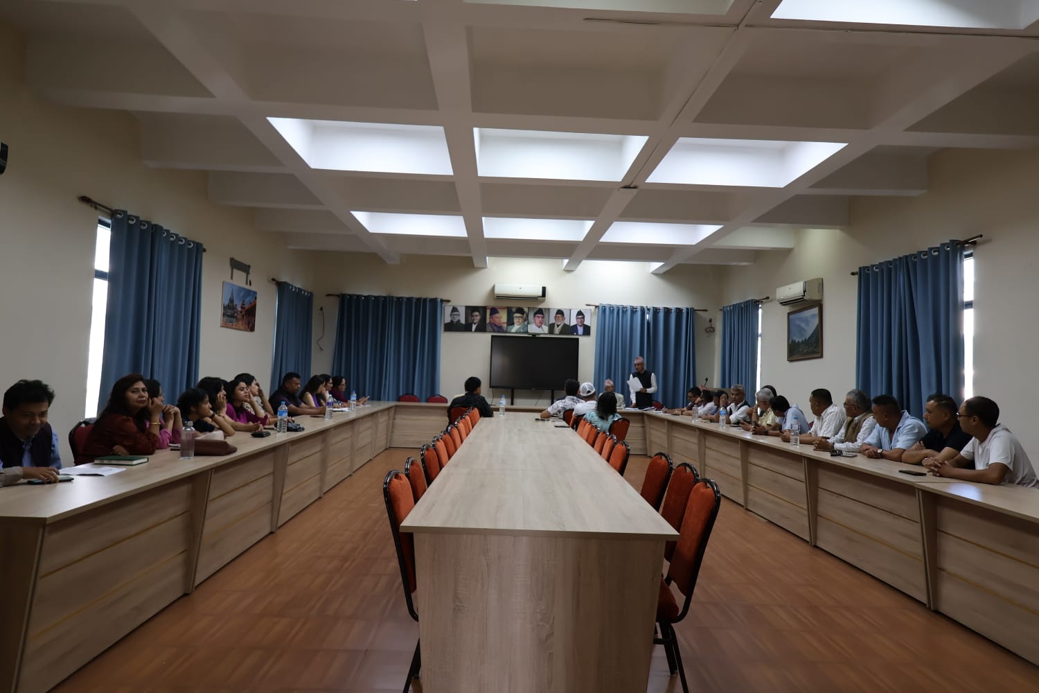 कांग्रेस महाधिवेशन : ७७ वटै जिल्लाका निर्वाचन अधिकृतलाई नियुक्तिपत्र दिएर खटाइयो