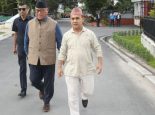 प्रधानमन्त्री शाहसँग कांग्रेस उपसभापति शर्मा र संसदीय दलका नेता आङ्देम्बेको भेटवार्ता